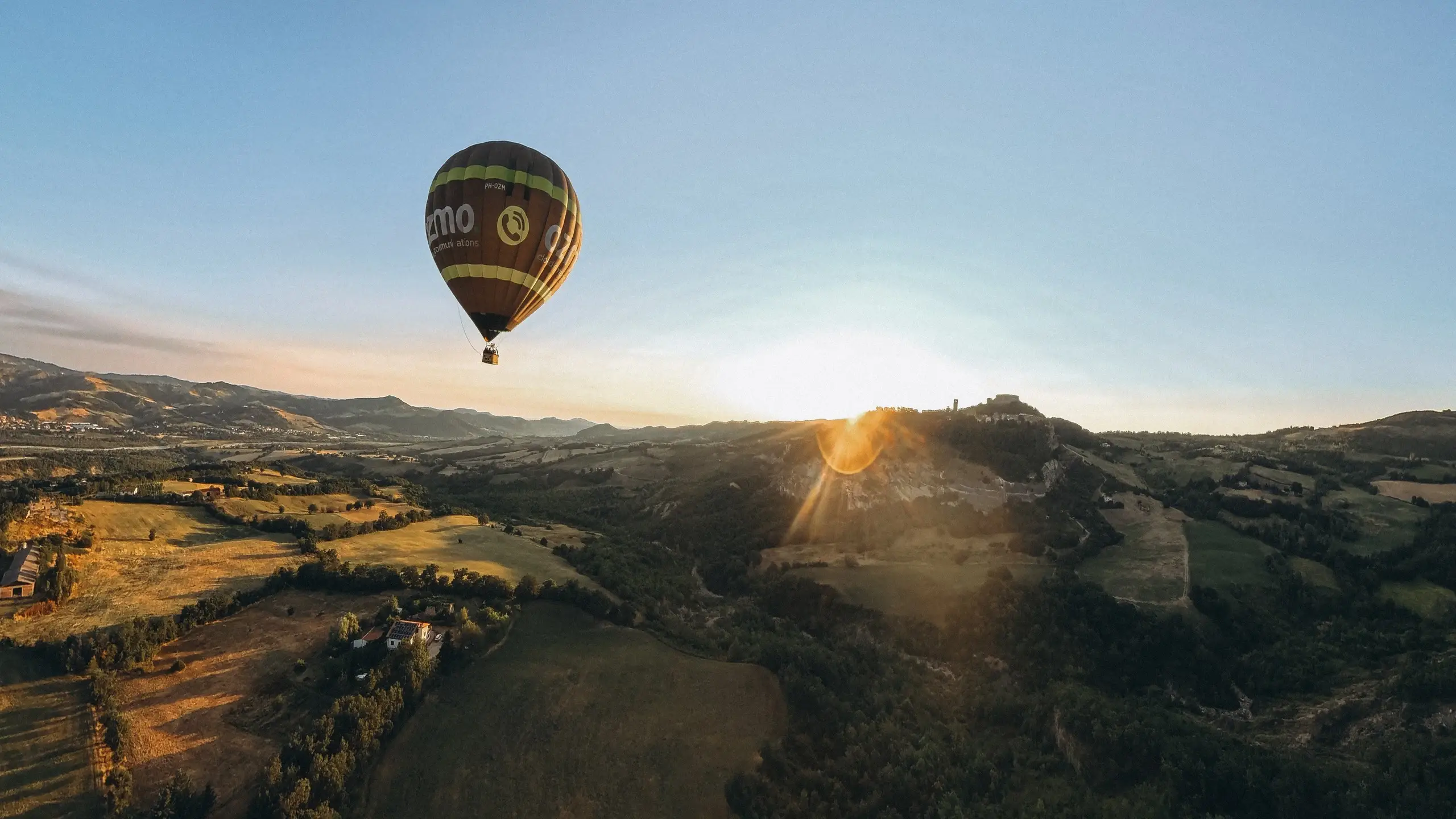 Volo in mongolfiera sulla Valmarecchia
